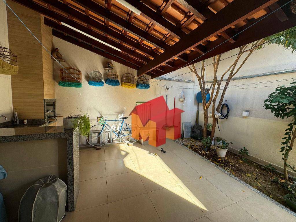 Casa à venda com 2 quartos, 144m² - Foto 18