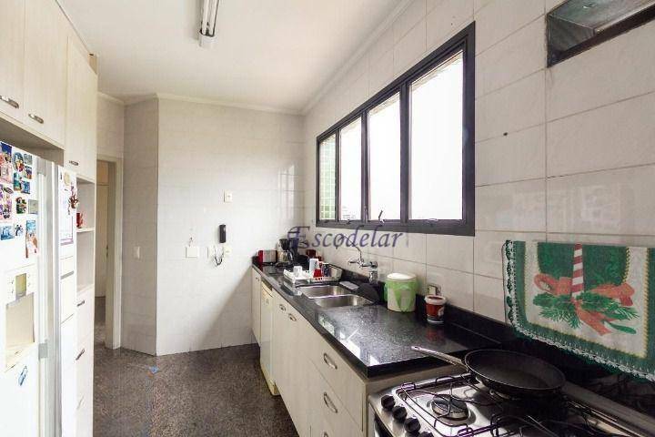 Apartamento à venda com 4 quartos, 220m² - Foto 10