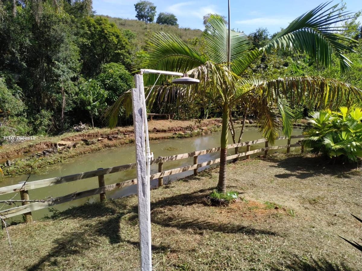 Fazenda à venda com 2 quartos, 1800m² - Foto 6