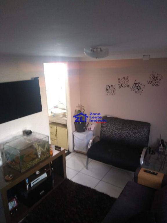 Apartamento à venda com 2 quartos, 47m² - Foto 2