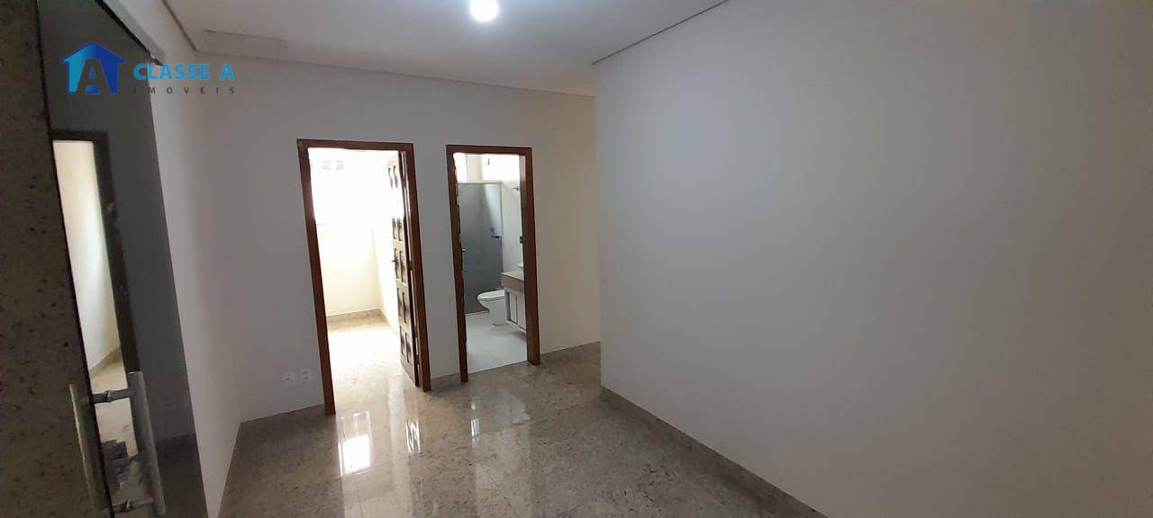 Casa à venda com 4 quartos, 460m² - Foto 17