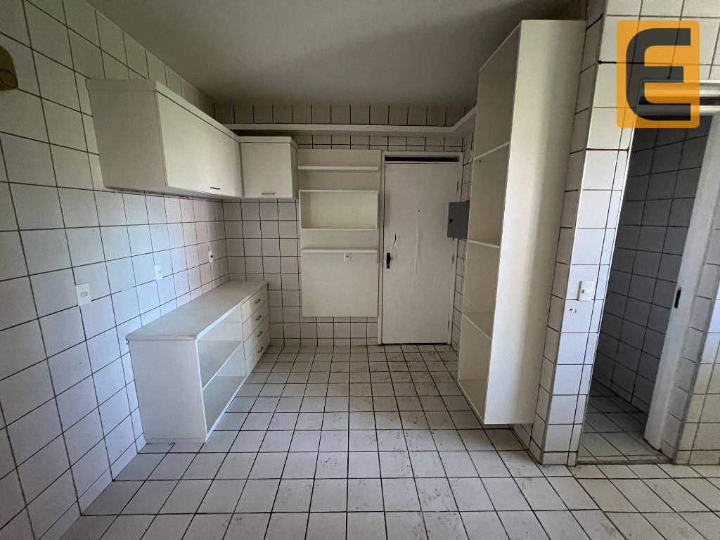 Apartamento à venda com 3 quartos, 125m² - Foto 18