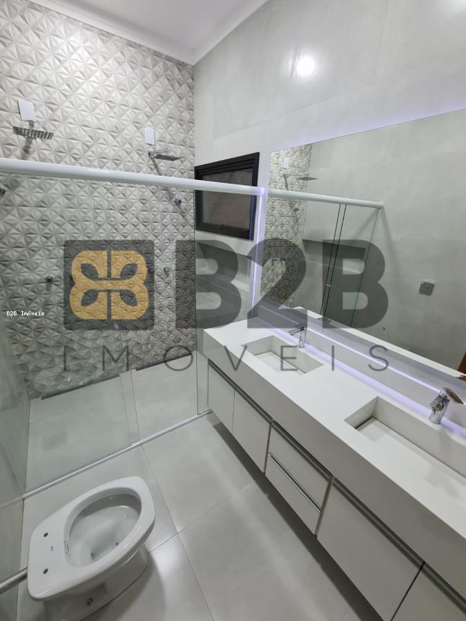 Casa de Condomínio para alugar com 3 quartos, 180m² - Foto 16