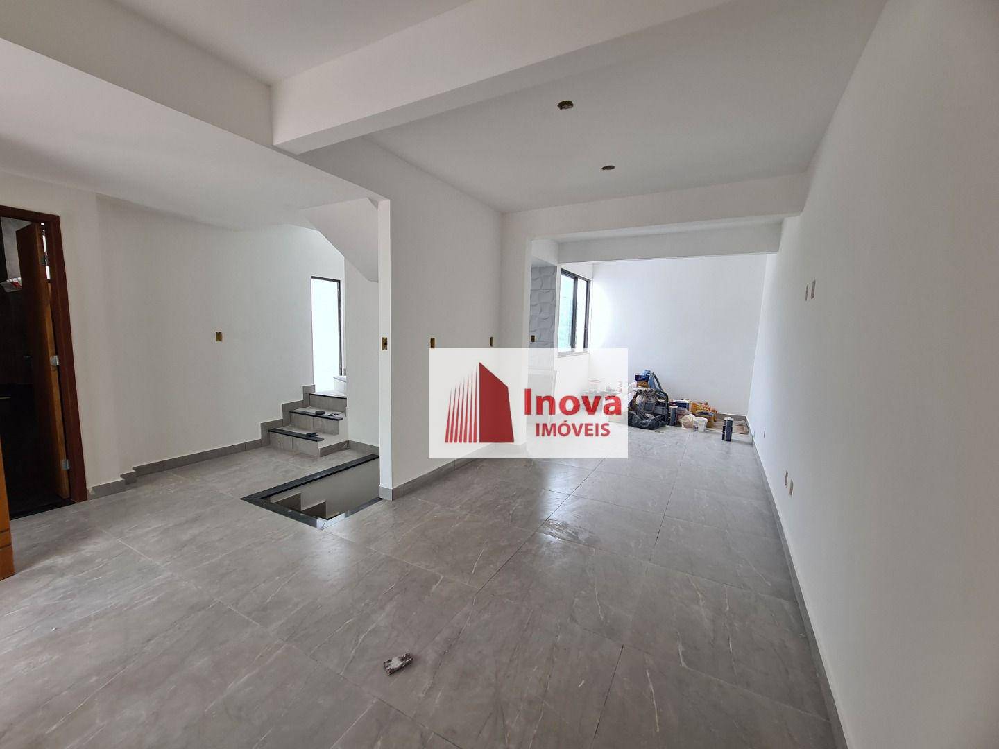 Casa à venda com 3 quartos, 144m² - Foto 4