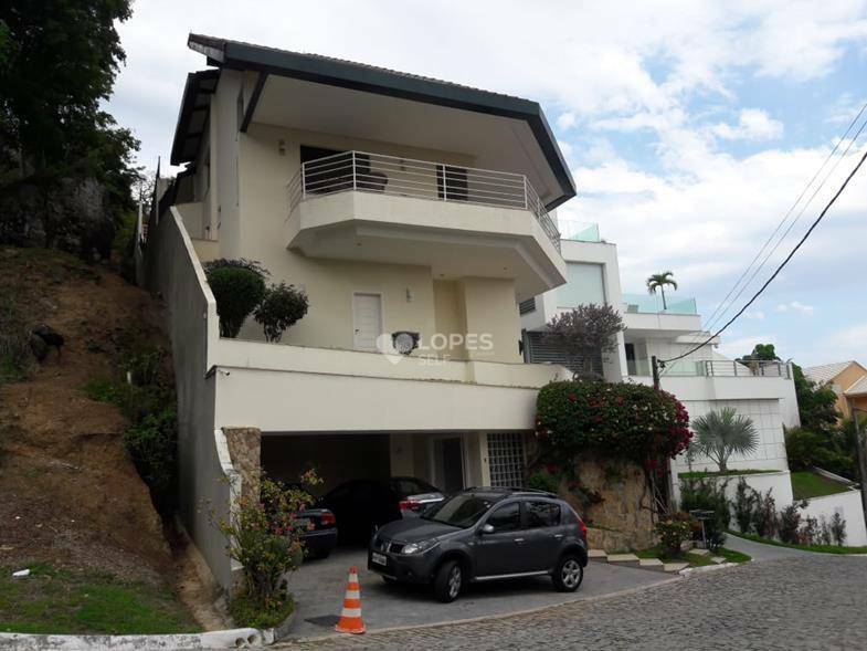 Casa de Condomínio à venda com 4 quartos, 483m² - Foto 1