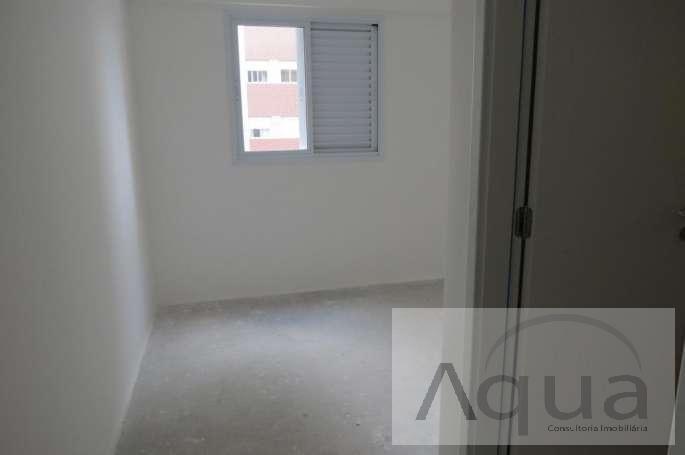 Apartamento à venda com 2 quartos, 67m² - Foto 18