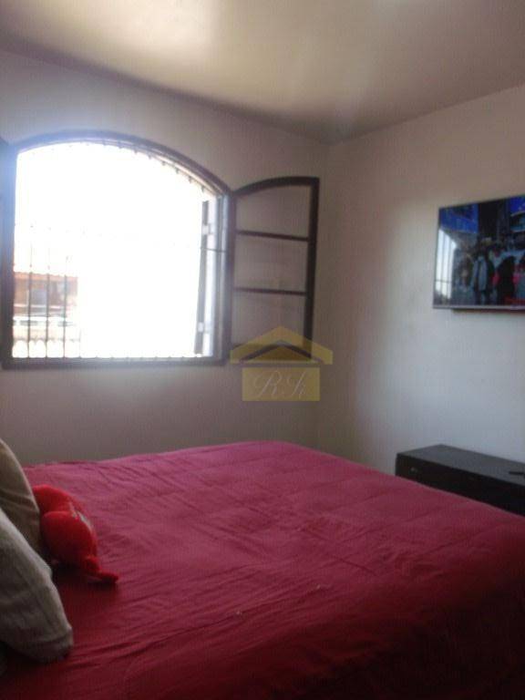 Sobrado à venda com 2 quartos, 120m² - Foto 11