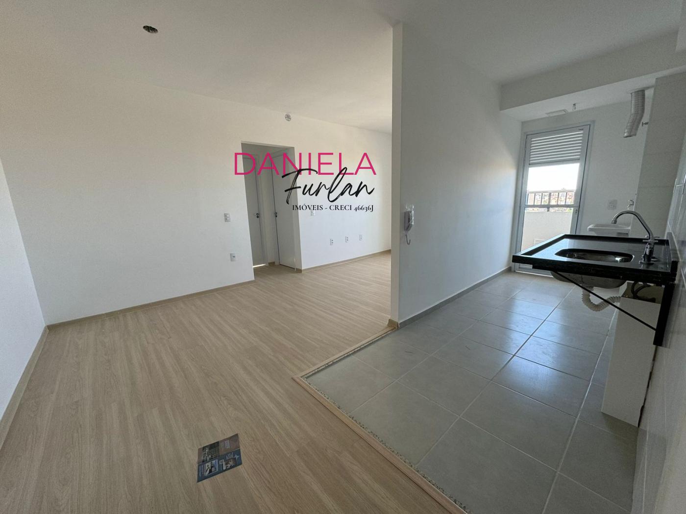 Apartamento à venda com 2 quartos, 60m² - Foto 1