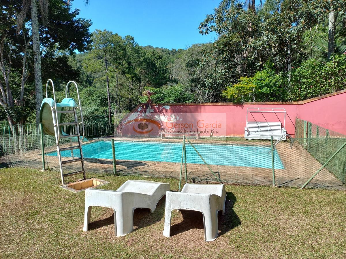 Casa de Condomínio à venda com 3 quartos, 390m² - Foto 3