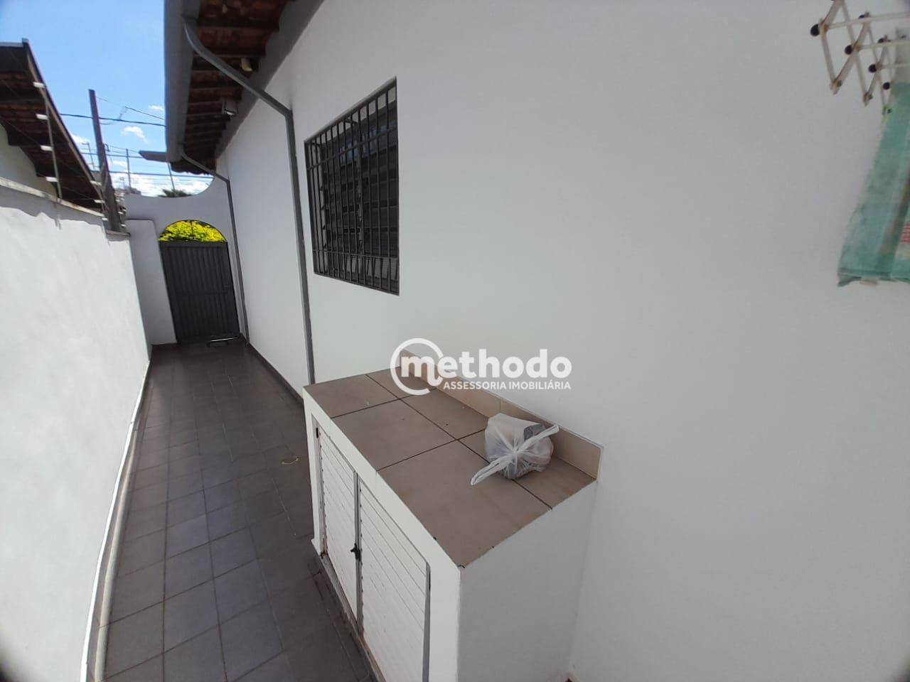 Casa à venda com 3 quartos, 206m² - Foto 28