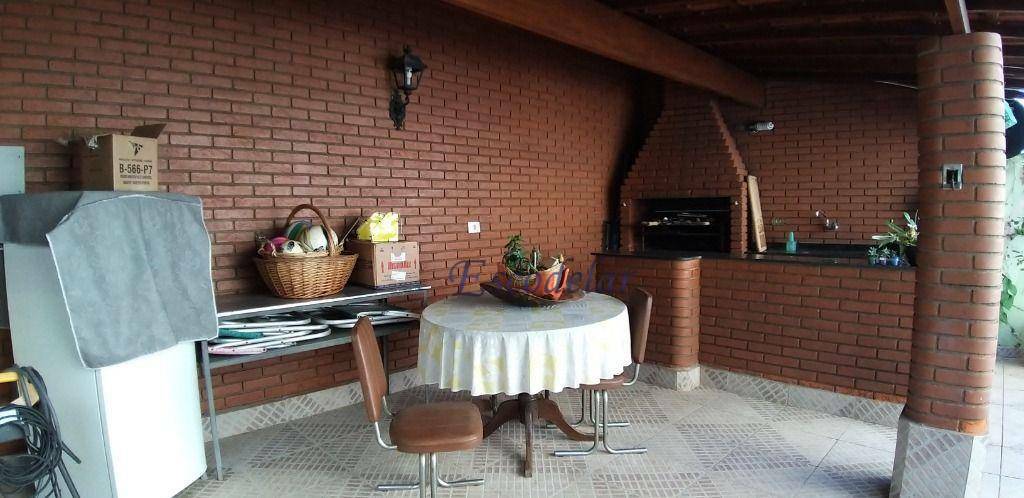 Sobrado à venda com 4 quartos, 350m² - Foto 7