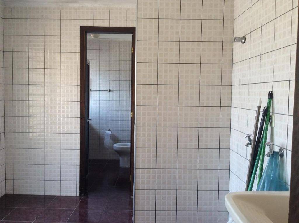 Sobrado à venda com 2 quartos, 380m² - Foto 2