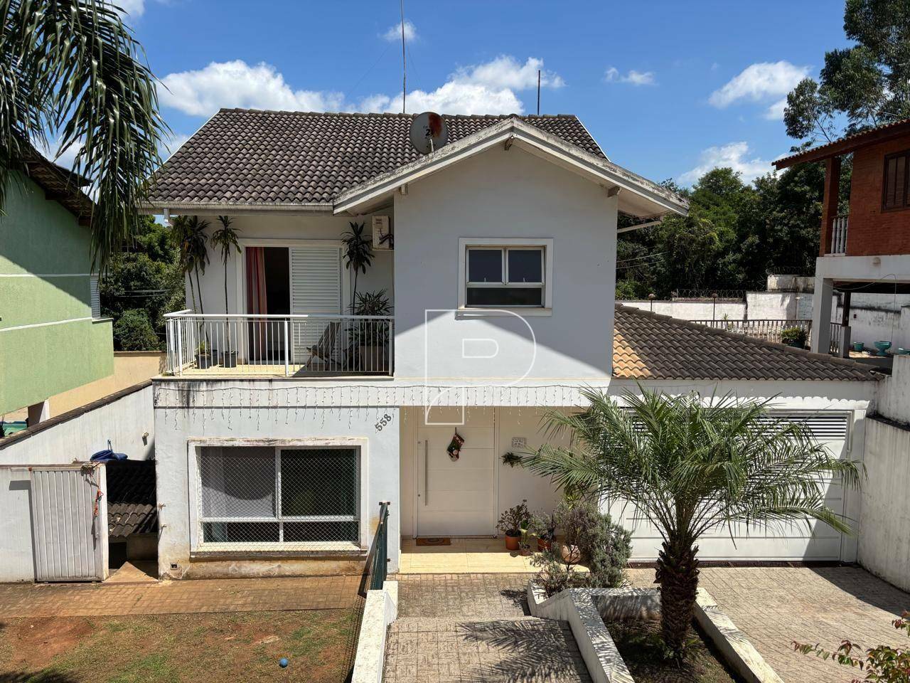 Casa de Condomínio à venda e aluguel com 3 quartos, 250m² - Foto 3