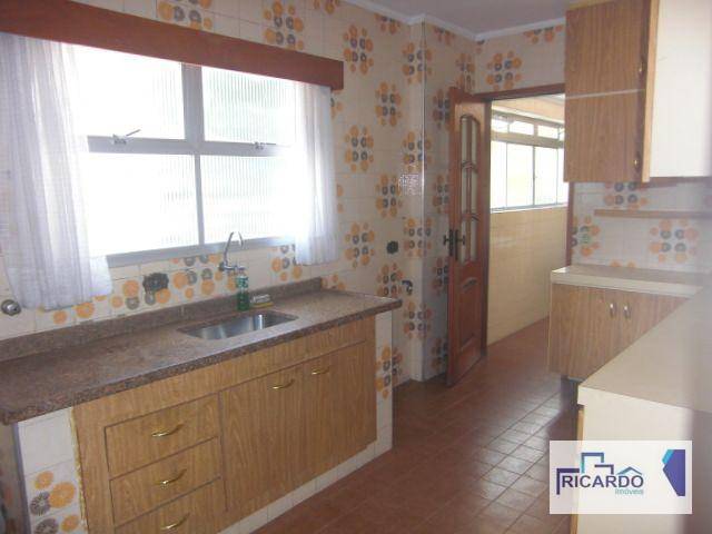 Apartamento à venda com 2 quartos, 80m² - Foto 34