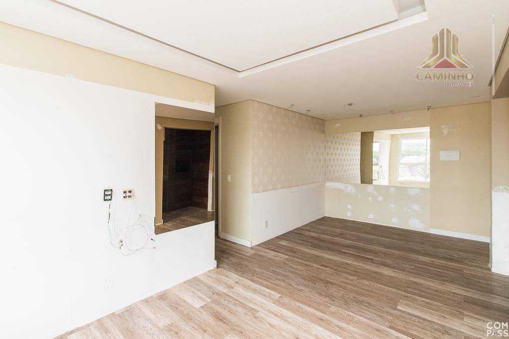 Apartamento à venda com 3 quartos, 71m² - Foto 2