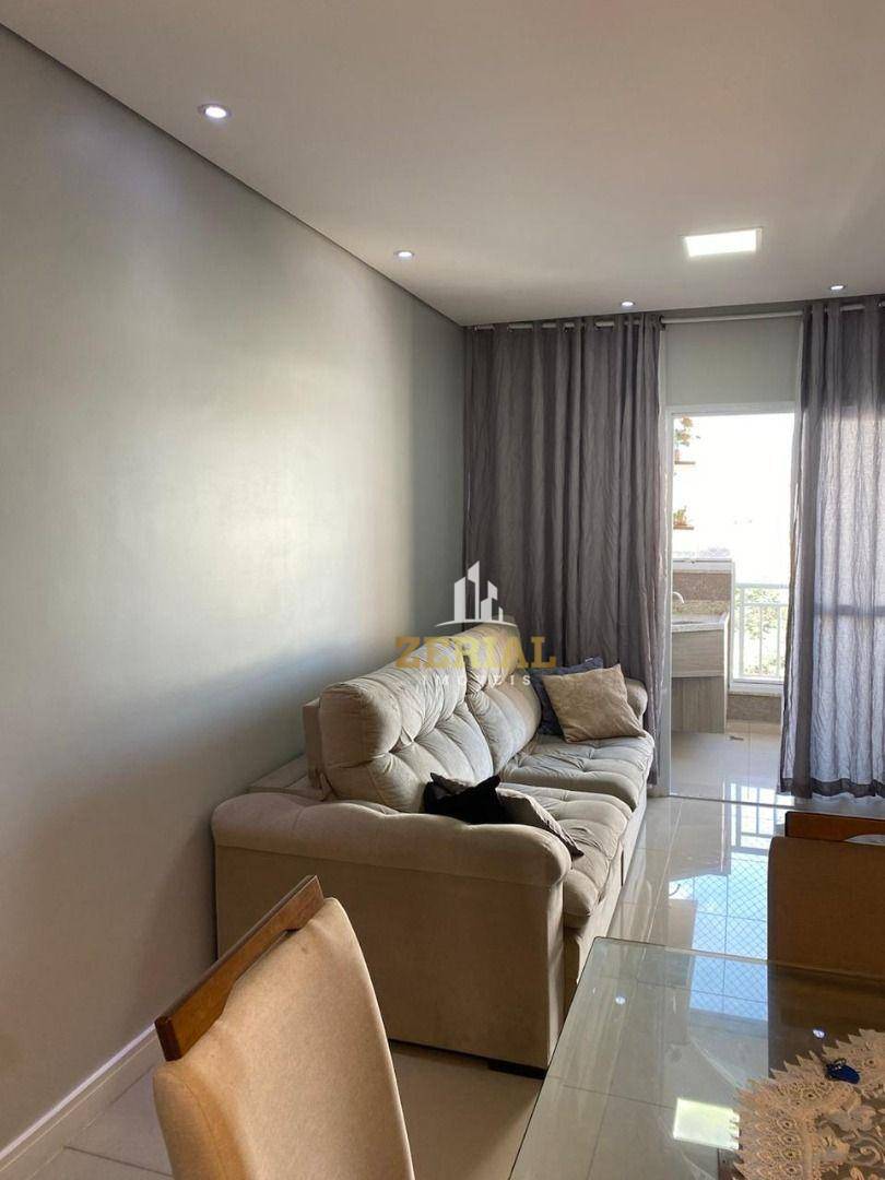 Apartamento à venda com 2 quartos, 63m² - Foto 12