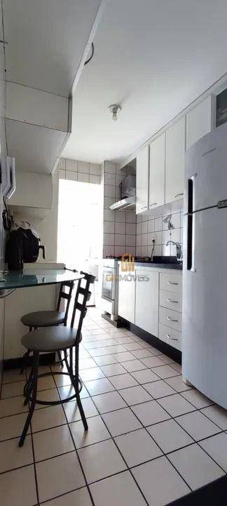 Apartamento à venda com 2 quartos, 58m² - Foto 3