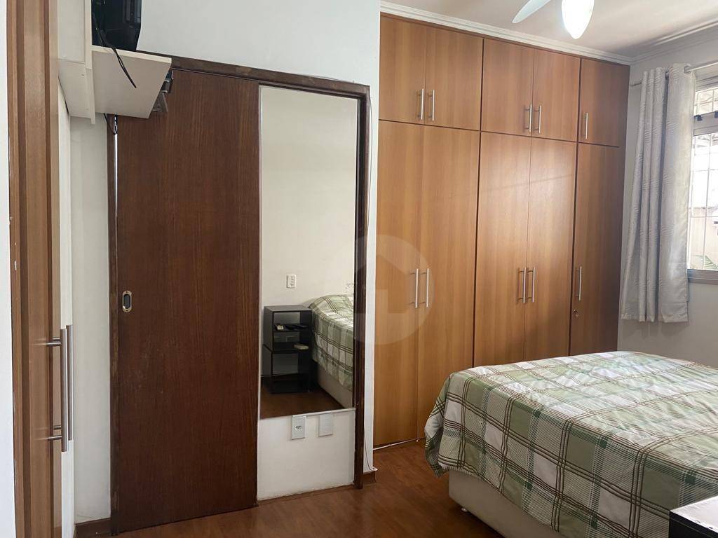 Apartamento à venda com 3 quartos, 156m² - Foto 6