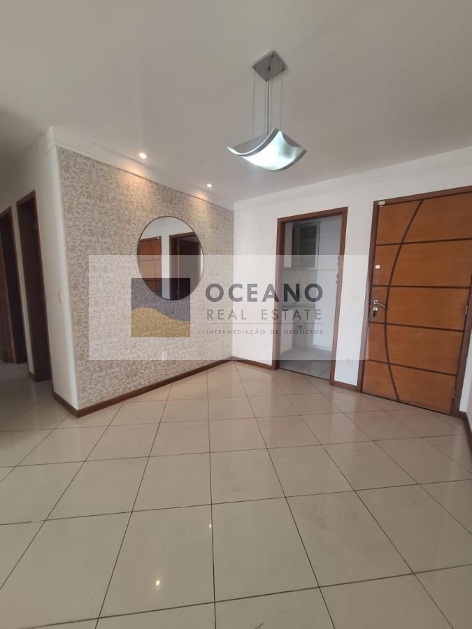 Apartamento à venda com 3 quartos, 107m² - Foto 2