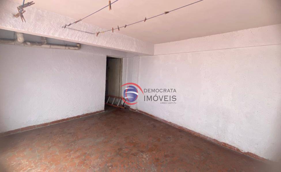 Sobrado à venda com 3 quartos, 236m² - Foto 36