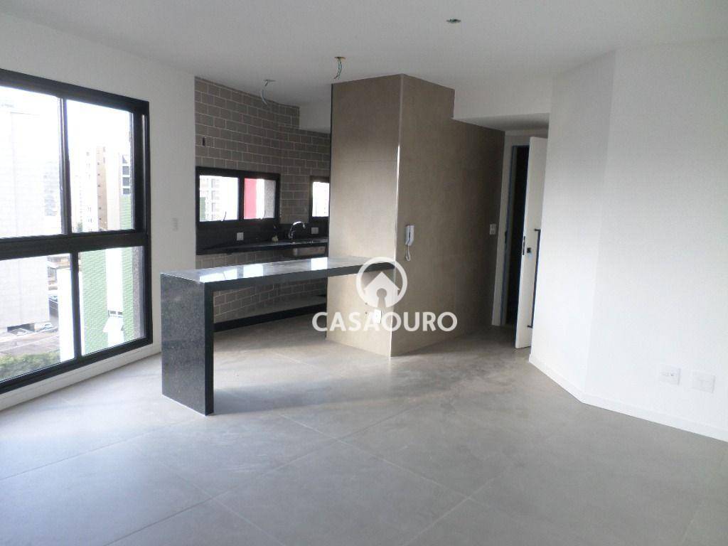 Apartamento à venda com 2 quartos, 63m² - Foto 1