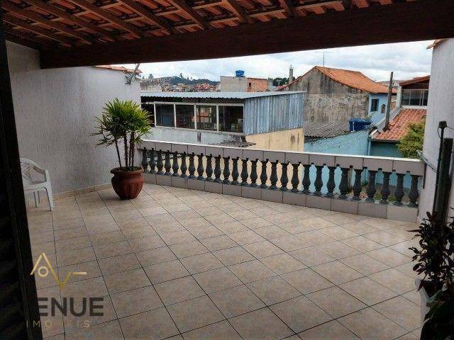 Sobrado à venda com 3 quartos, 254m² - Foto 4