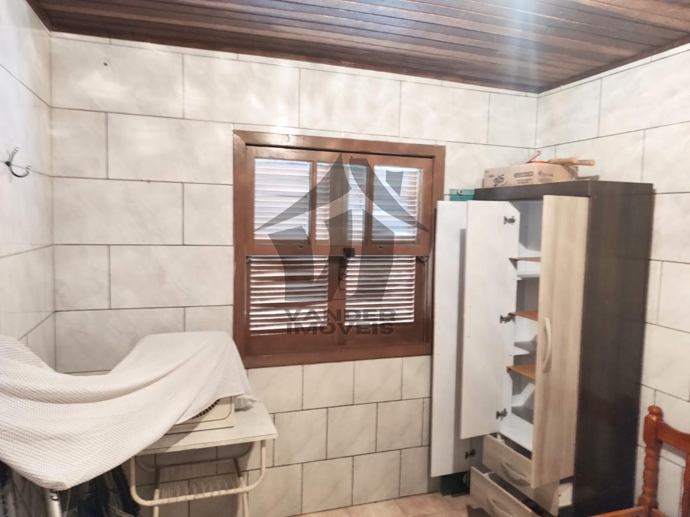 Casa à venda com 6 quartos, 300m² - Foto 17
