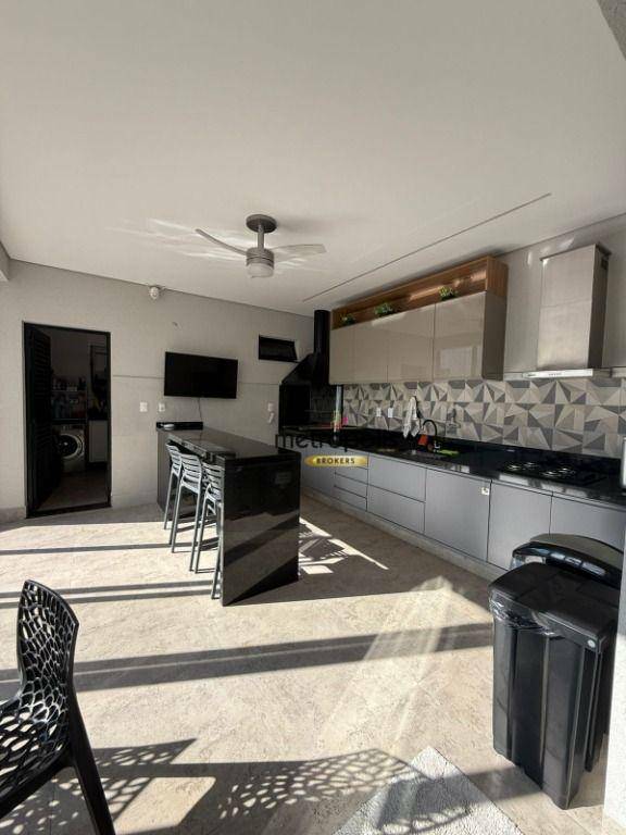 Sobrado à venda e aluguel com 4 quartos, 278m² - Foto 16