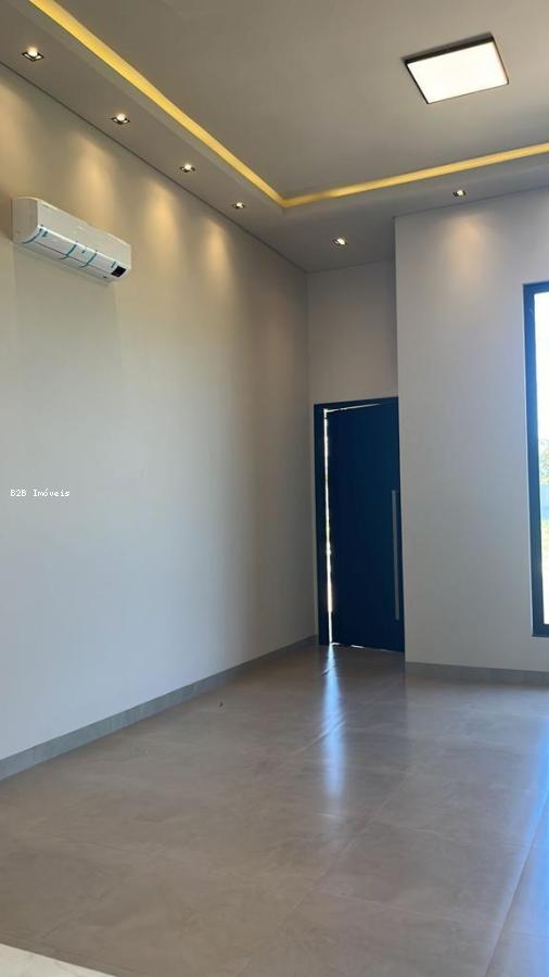 Casa de Condomínio à venda com 3 quartos, 200m² - Foto 25