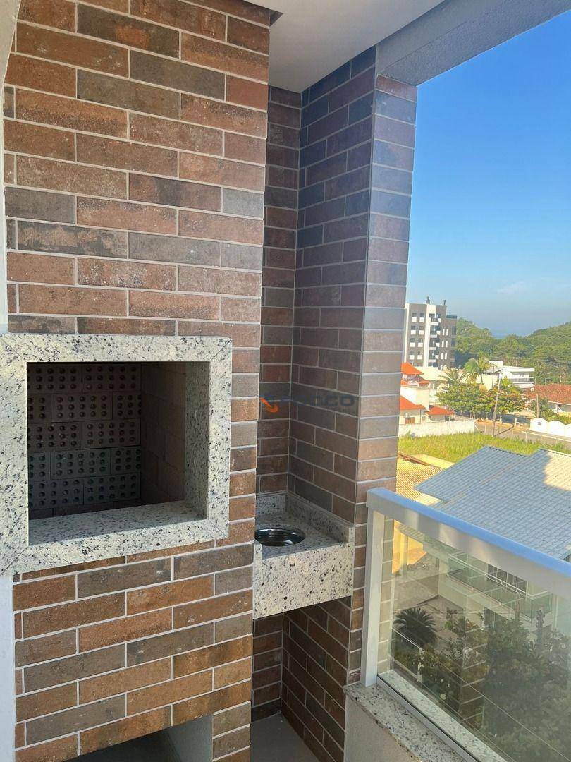 Apartamento à venda com 3 quartos, 84m² - Foto 2