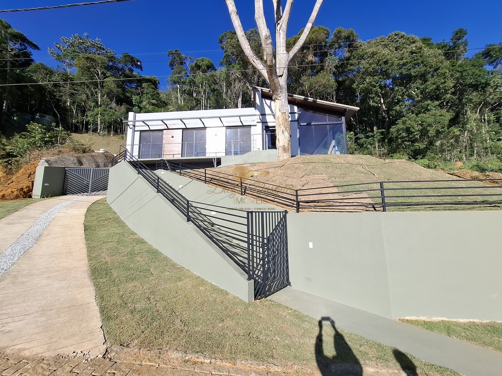Casa de Condomínio à venda com 3 quartos, 630m² - Foto 1