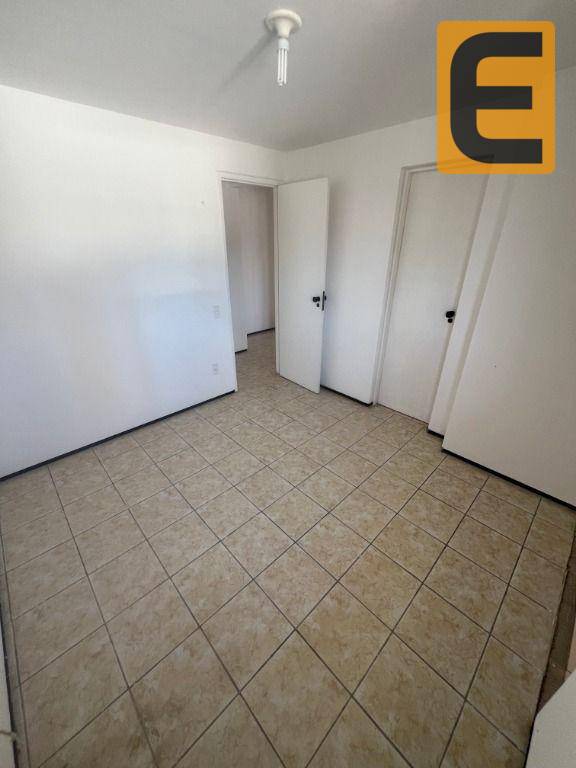 Apartamento à venda com 2 quartos, 87m² - Foto 8