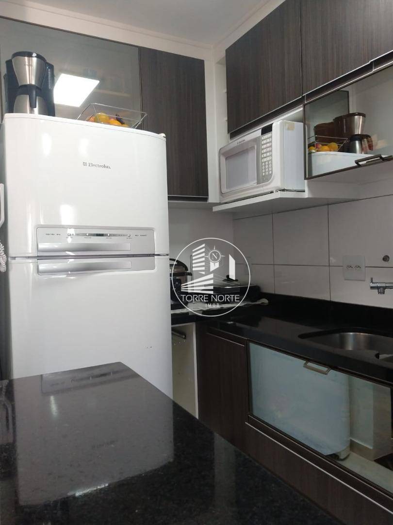 Apartamento à venda com 2 quartos, 47m² - Foto 11