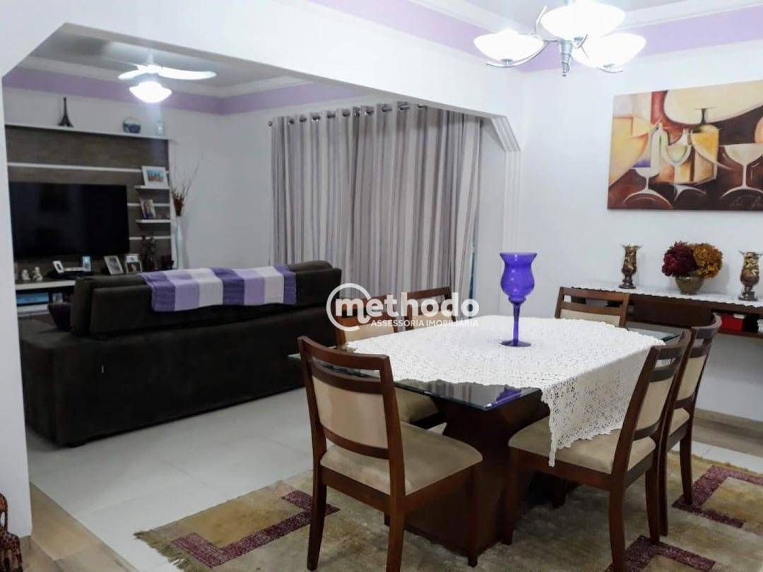 Casa à venda com 3 quartos, 180m² - Foto 1