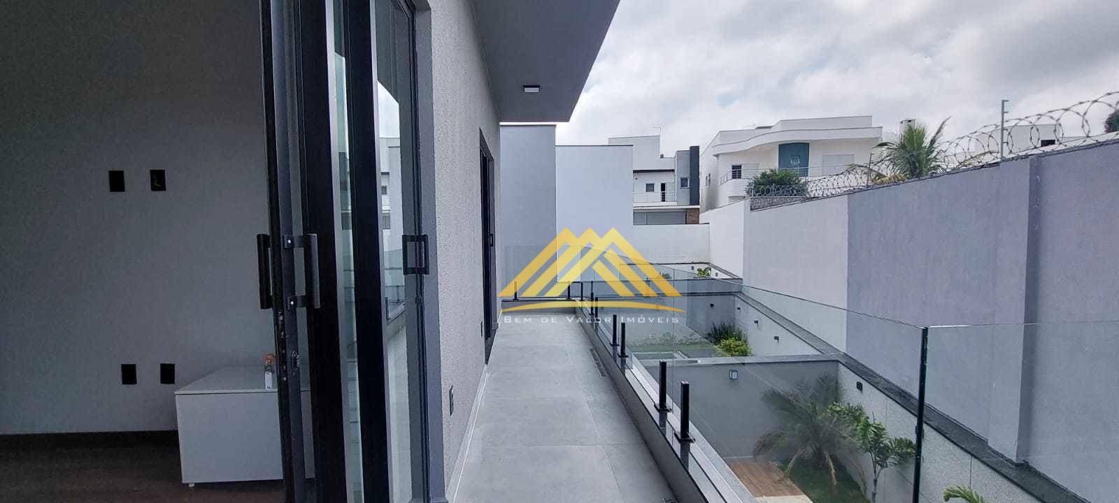 Casa à venda com 4 quartos, 290m² - Foto 22