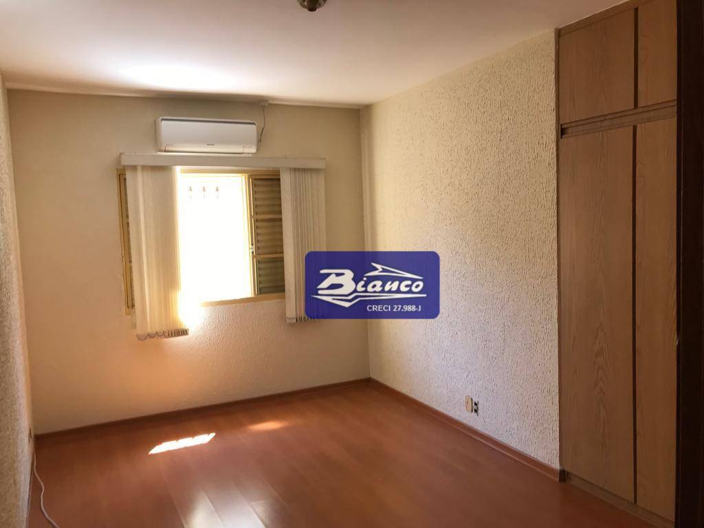 Casa à venda e aluguel com 2 quartos, 196m² - Foto 13