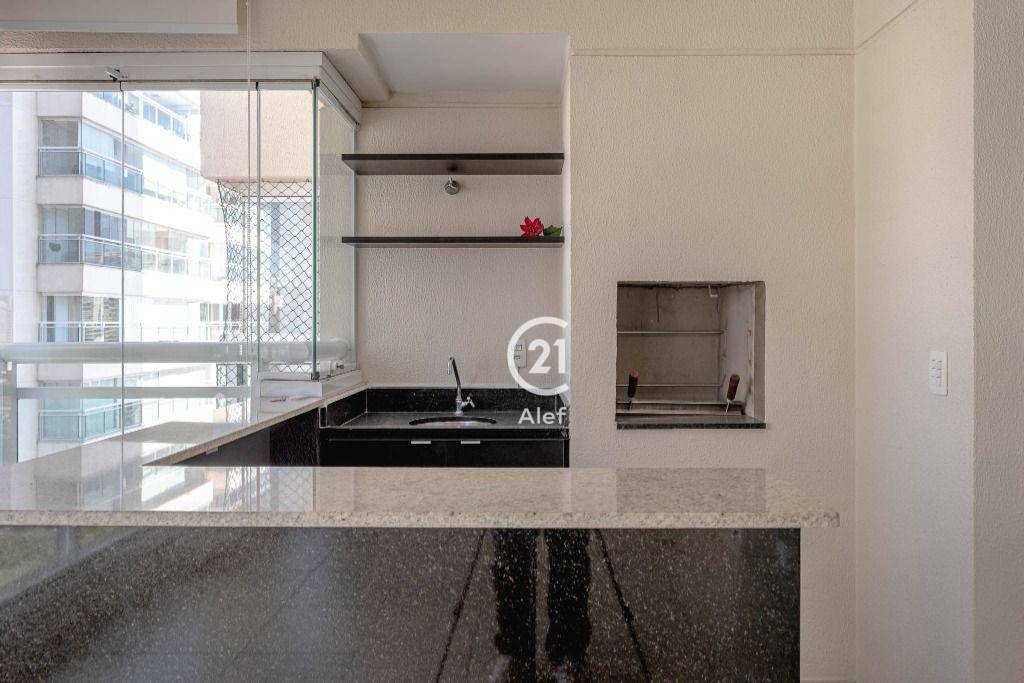 Apartamento à venda com 3 quartos, 145m² - Foto 9