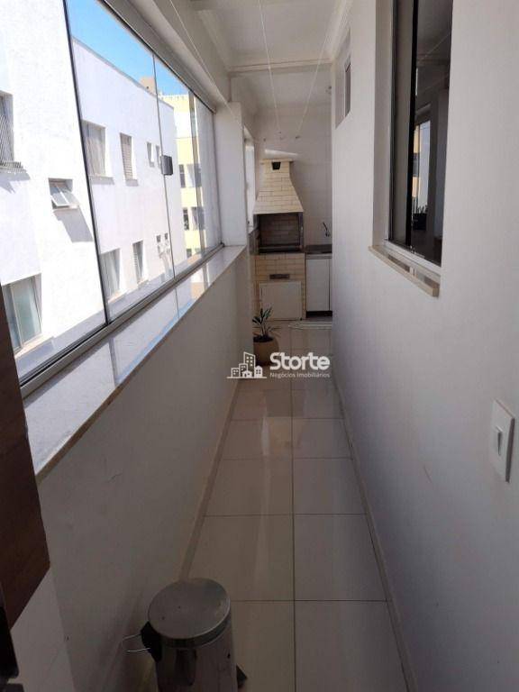 Apartamento à venda com 3 quartos, 84m² - Foto 4