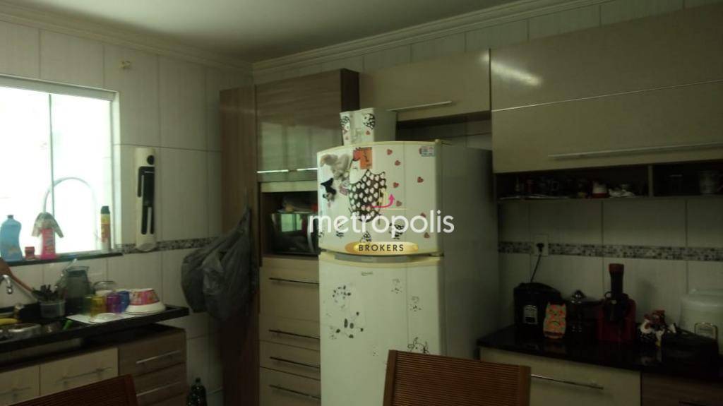 Sobrado à venda com 3 quartos, 100m² - Foto 13