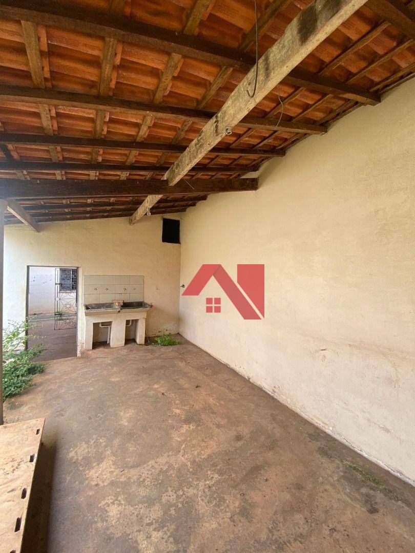 Casa à venda com 3 quartos, 335m² - Foto 23