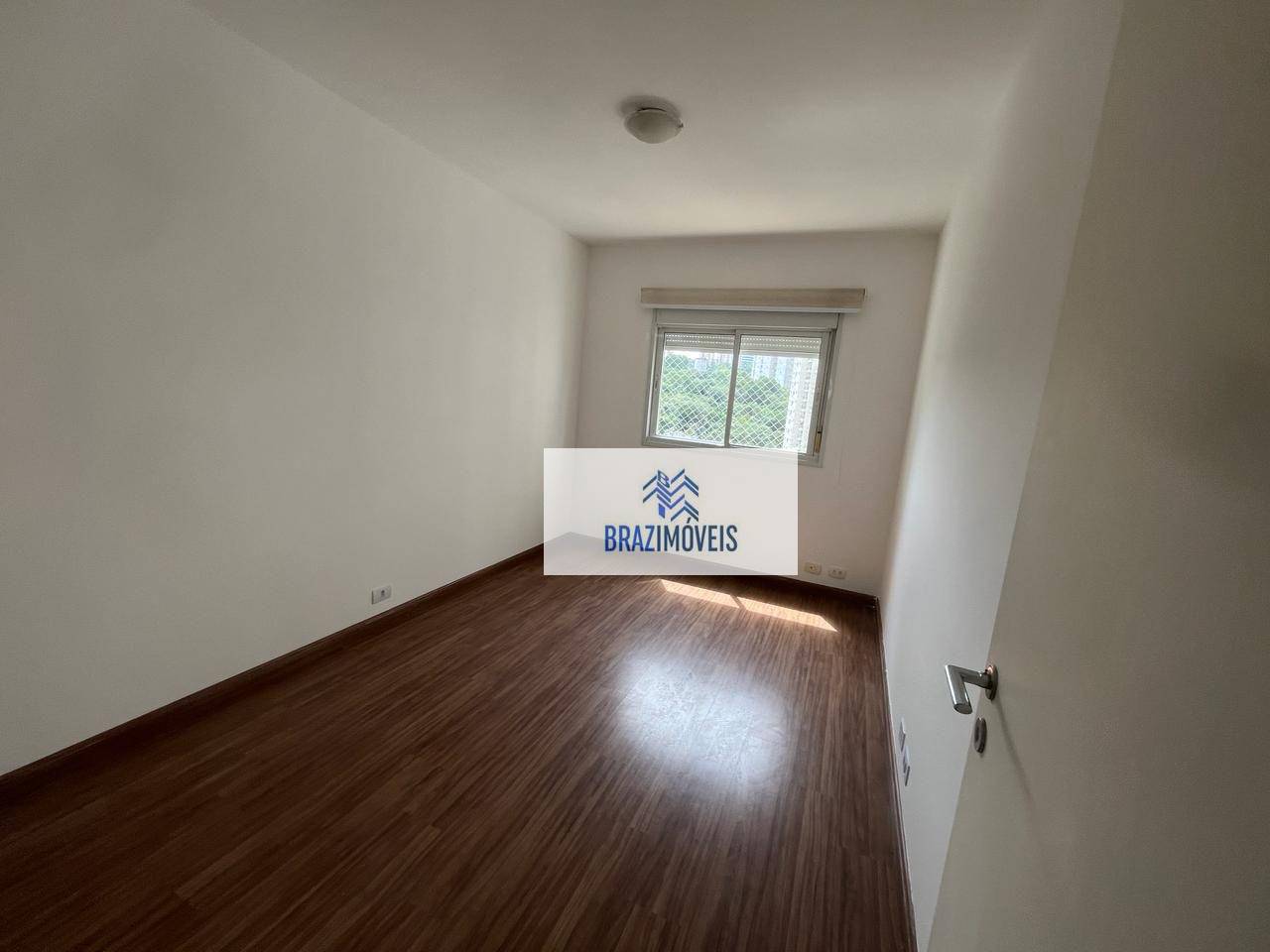 Apartamento à venda com 4 quartos, 177m² - Foto 12