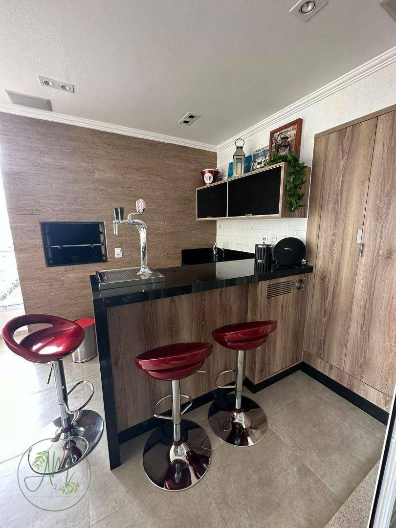 Apartamento à venda com 3 quartos, 232m² - Foto 5