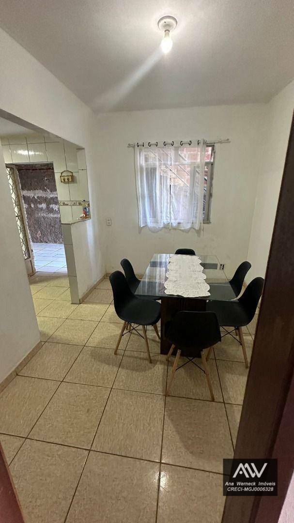 Casa à venda com 2 quartos, 100m² - Foto 14