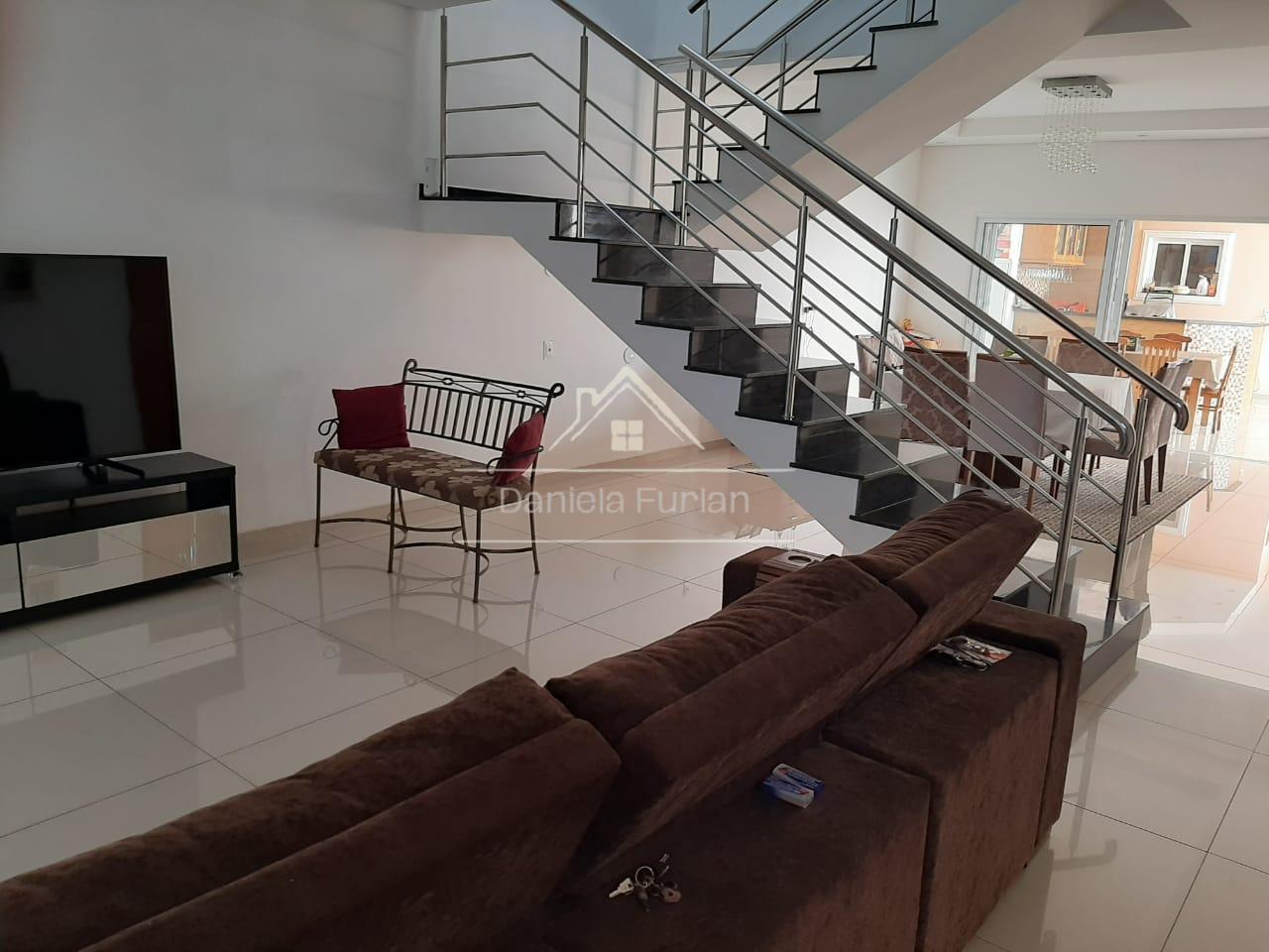 Casa de Condomínio à venda com 4 quartos, 265m² - Foto 3