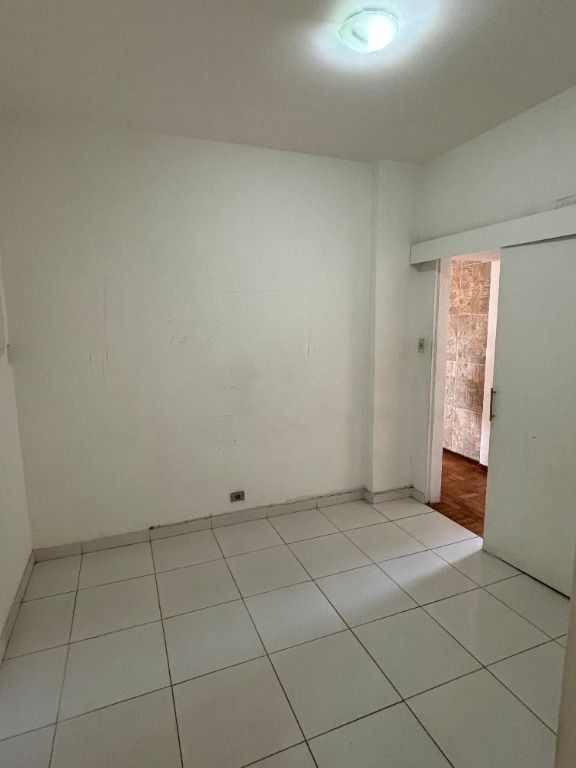 Apartamento para alugar com 2 quartos, 160m² - Foto 7