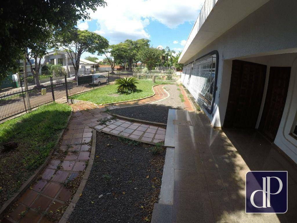 Sobrado à venda com 8 quartos, 468m² - Foto 5