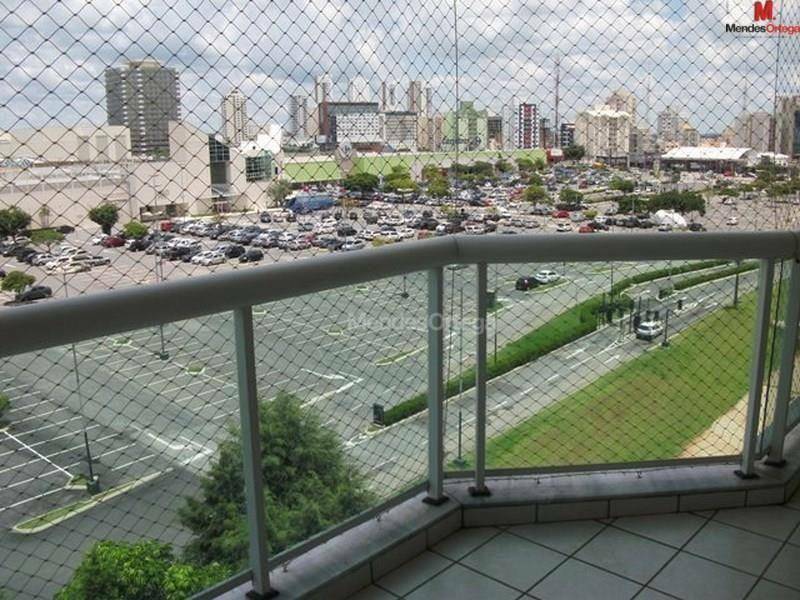 Apartamento à venda com 3 quartos, 140m² - Foto 4