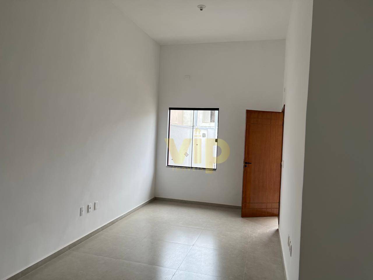 Casa à venda com 3 quartos, 160m² - Foto 2