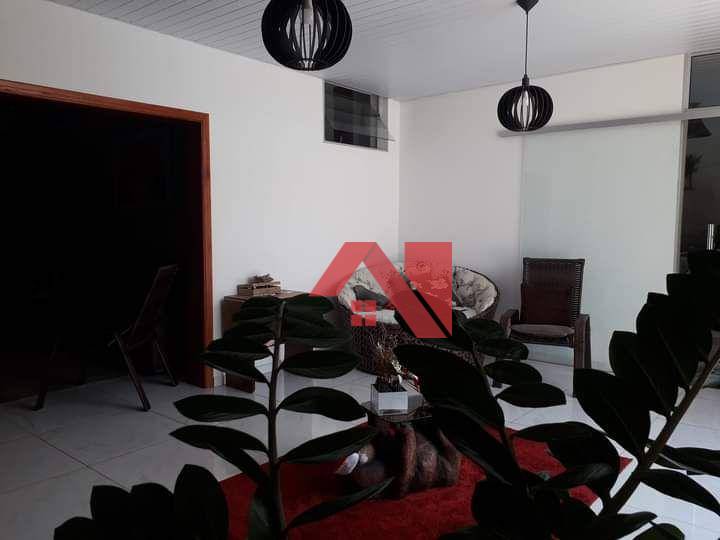 Sobrado à venda com 3 quartos, 259m² - Foto 11