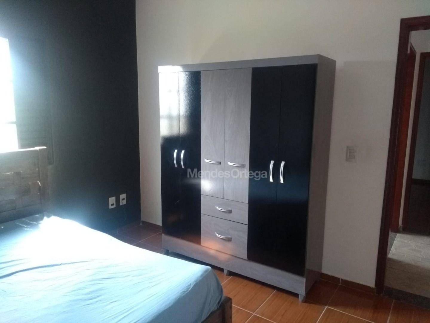 Casa para alugar com 6 quartos, 487m² - Foto 10